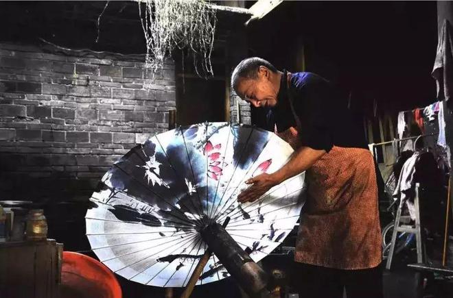 一把油纸伞,千年江南韵!